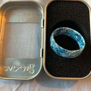 Men’s Groove Ring size 12